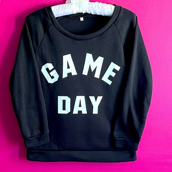 Tops - Game Day Top 🖤